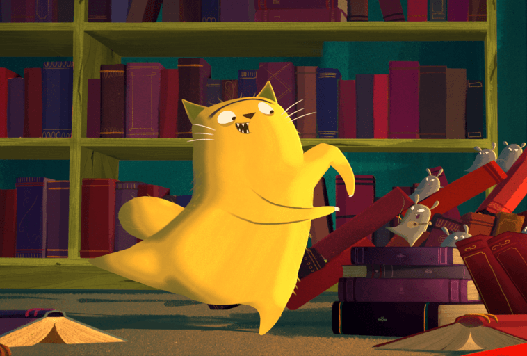 Kreskówkowy żółty kot wygląda na zaskoczonego przed przewróconym stosem książek, z kilkoma szarymi myszami wyglądającymi z upadających półek za nim. Scena rozgrywa się w przytulnej bibliotece.