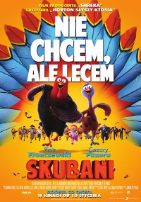 Polski plakat filmowy do filmu Skubani przedstawiający dwa animowane indyki biegnące w kierunku widza, z innymi postaciami zwierzęcymi i ludzkimi w tle. Tytuł i tekst są pogrubione, kolorowe.