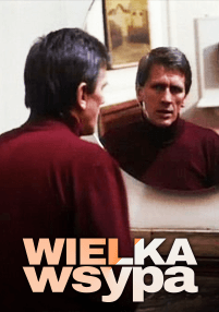 Mężczyzna w bordowym swetrze patrzy na swoje odbicie w okrągłym lustrze na ścianie łazienki. Na dole obrazu pogrubionymi literami napisano słowa Wielka Wyspa.